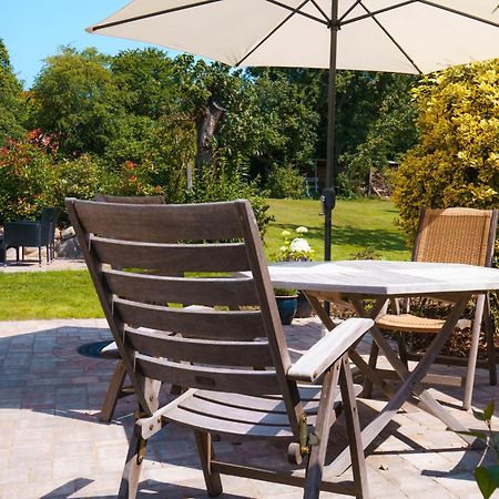 Ferienhaus Seeschwalbe Mit Grossem Garten Эккернфёрде Экстерьер фото